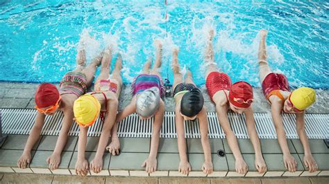 city of austin swim lessons.